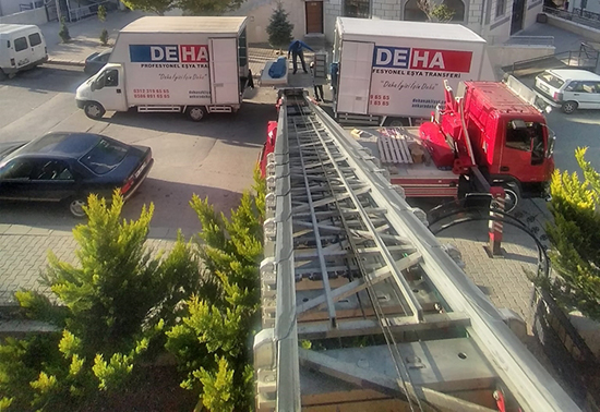 Kızılcahamam Evden Eve Nakliyat İçin Asansör Hizmeti